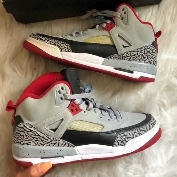 NIKE AIR JORDAN SPIZIKE BG 7 YOUTH WOLF GREY - Picture 8 of 8